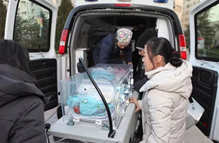 类乌齐县妇婴监护型护送